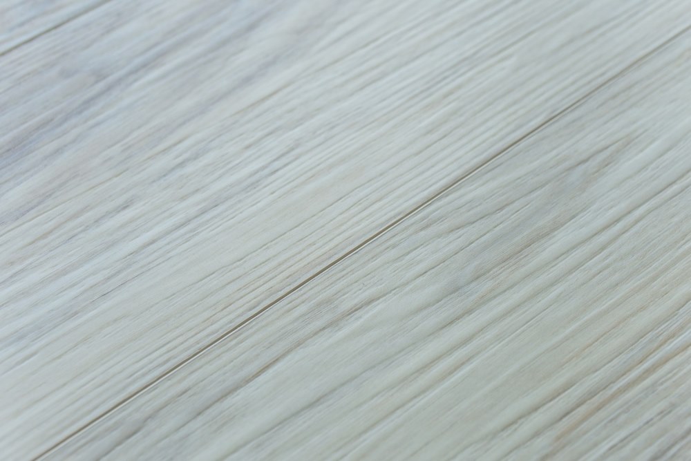 Замковая ПВХ плитка "Art Tile" Клён Жемчужный (1220*152*5 мм) — купить в Ижевске