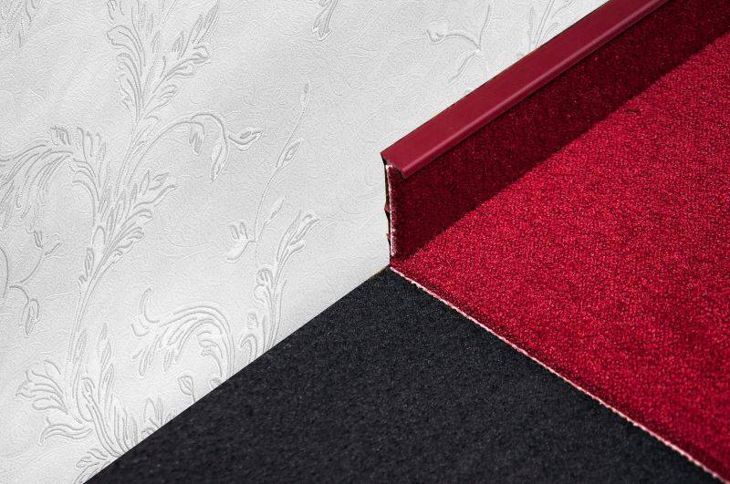 Плинтус для ковролина "Korner" Listwa бордо (2500*13,8*50 мм) — купить в Ижевске