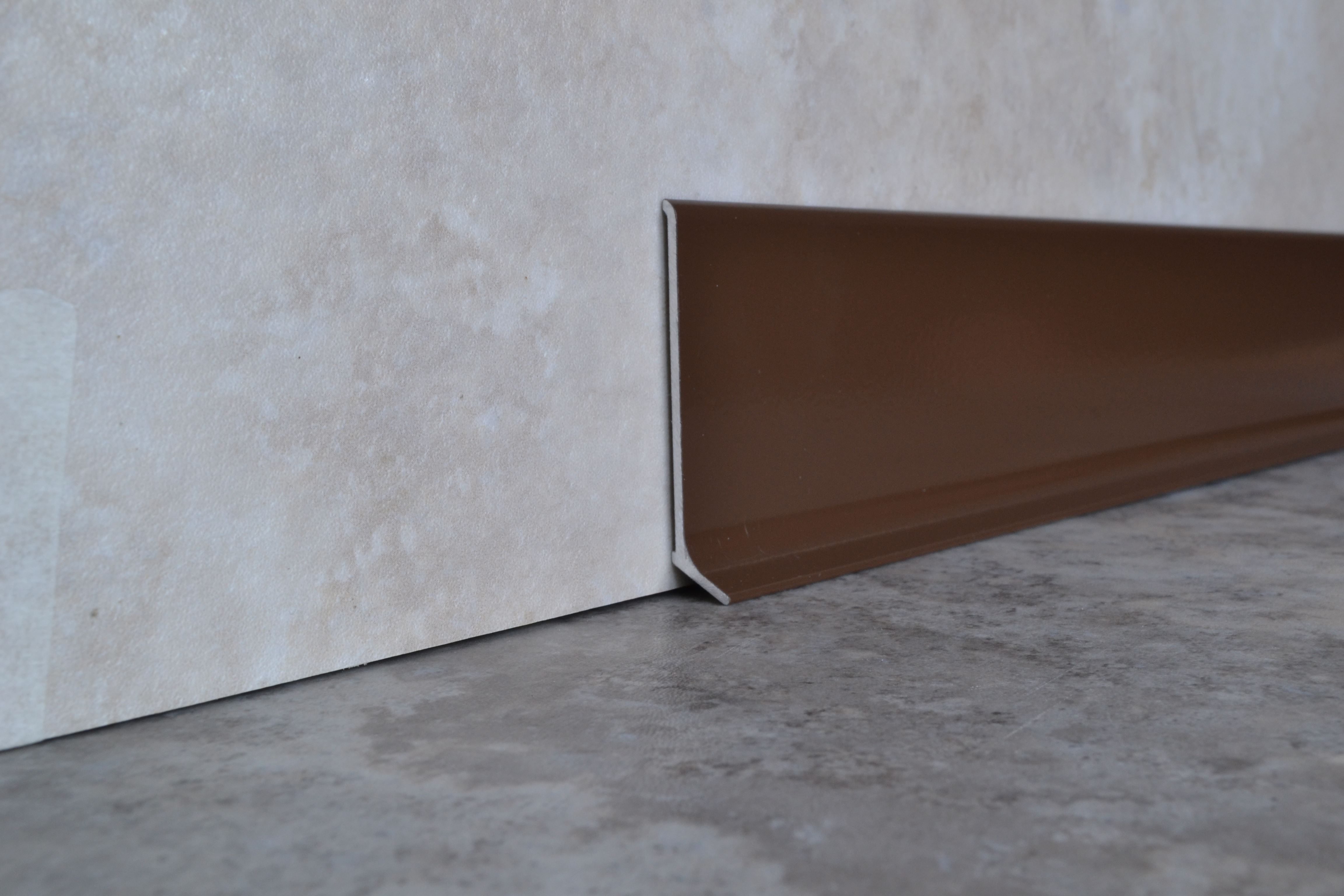 Плинтус алюминиевый L-образный шоколад (2500*11*60 мм) — купить в Ижевске