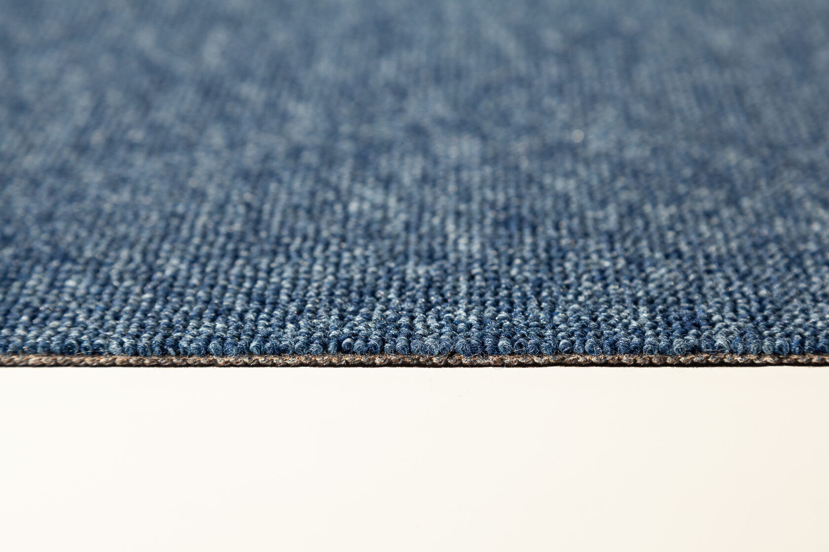 Ковровая плитка "Bonkeel" Space Blue (500*500*5,9 мм) — купить в Ижевске