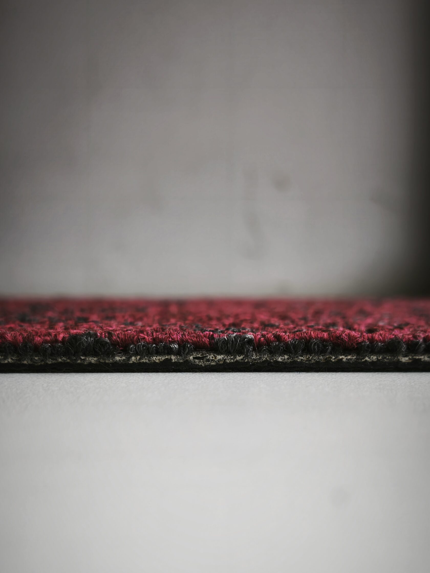 Ковровая плитка "Bonkeel" Sunrise Red (500*500*5 мм) — купить в Ижевске