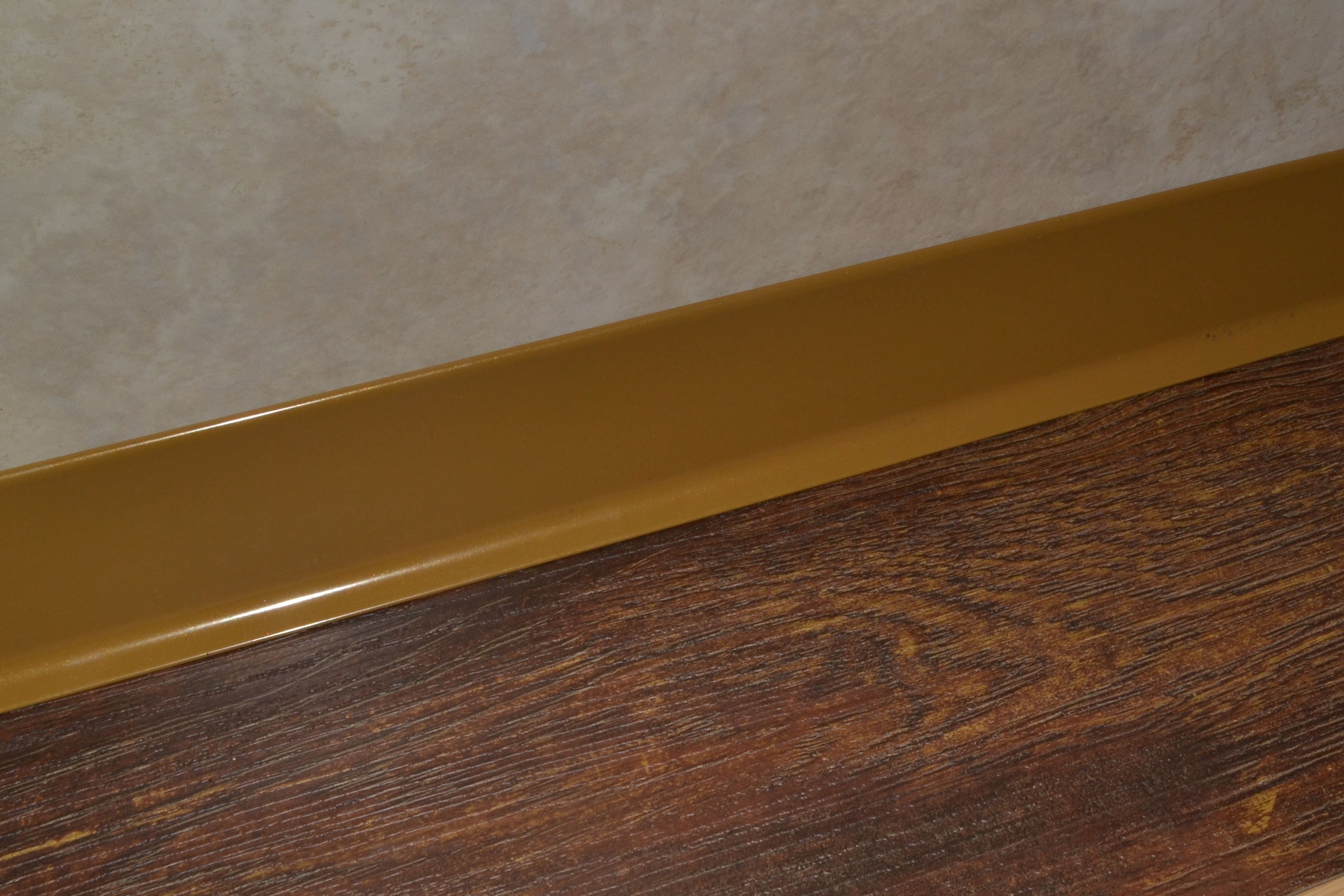 Плинтус алюминиевый L-образный золотой (2500*11*60 мм) — купить в Ижевске